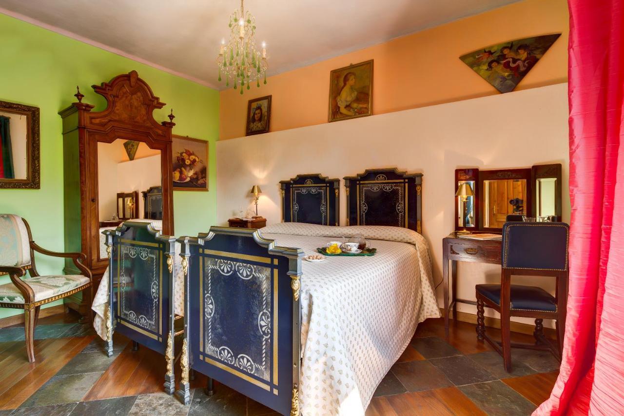 Villa La Favorita Alba  Room photo