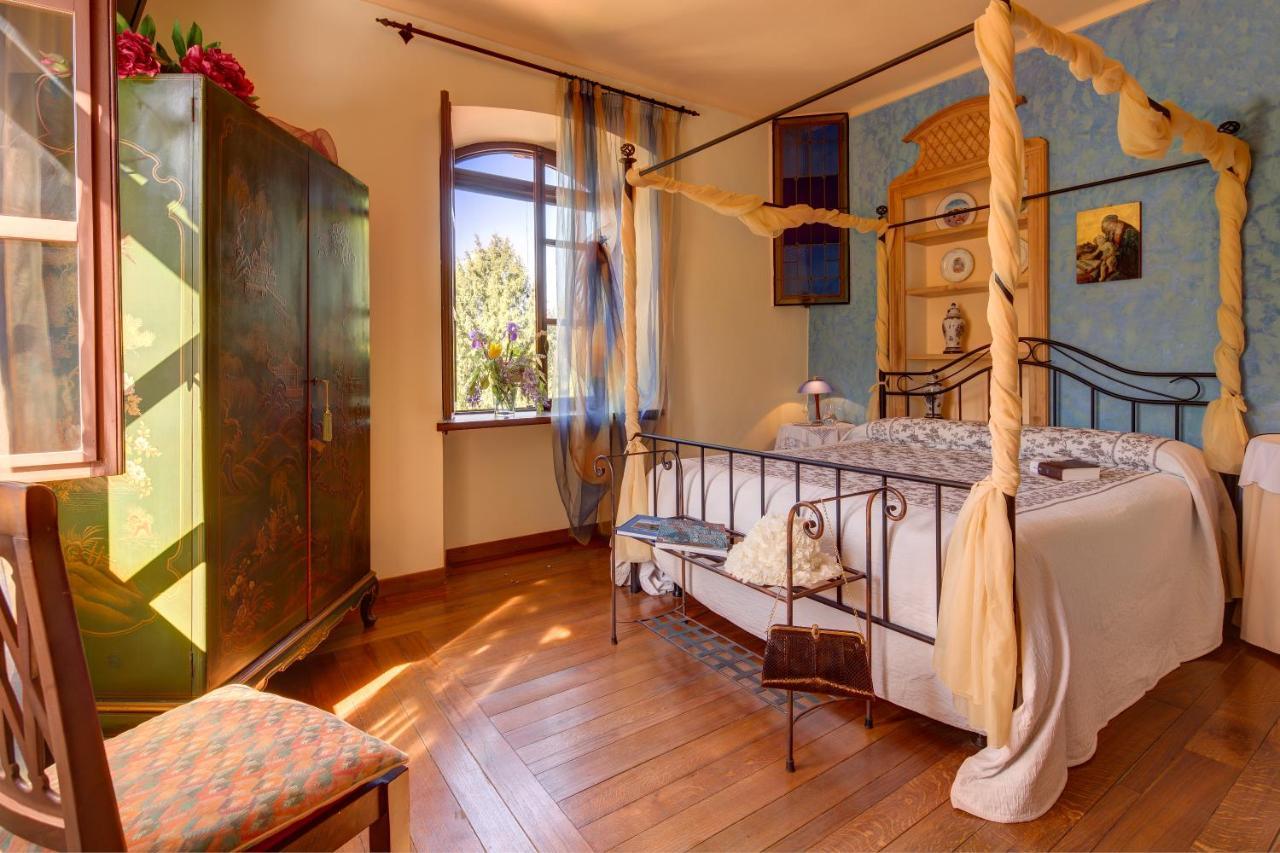 Villa La Favorita Alba  Room photo