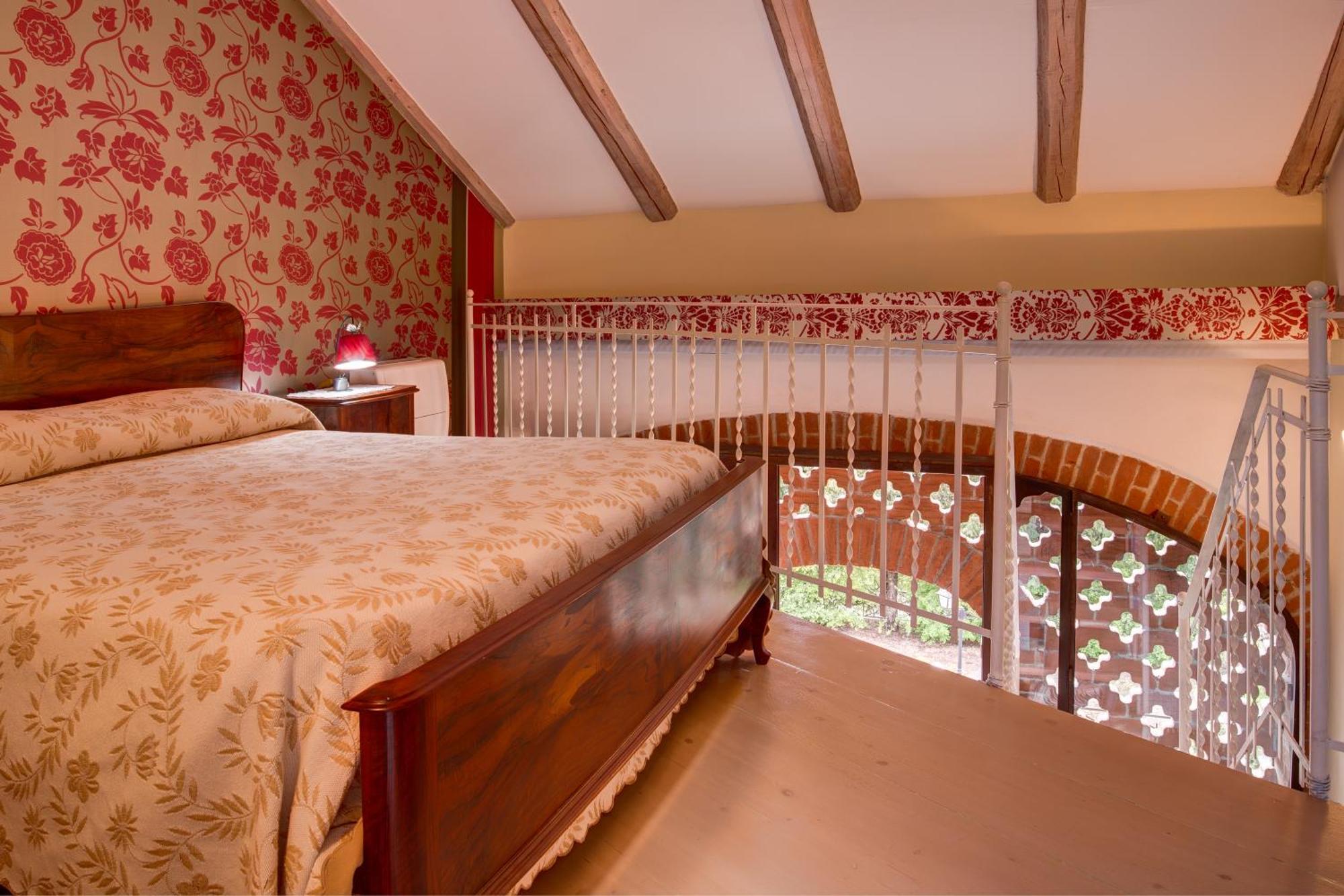 Villa La Favorita Alba  Room photo